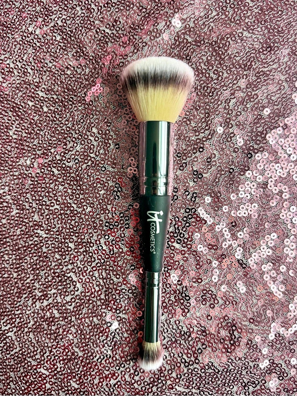IT Cosmetics Heavenly Luxe Complexion Perfection Brush #7
